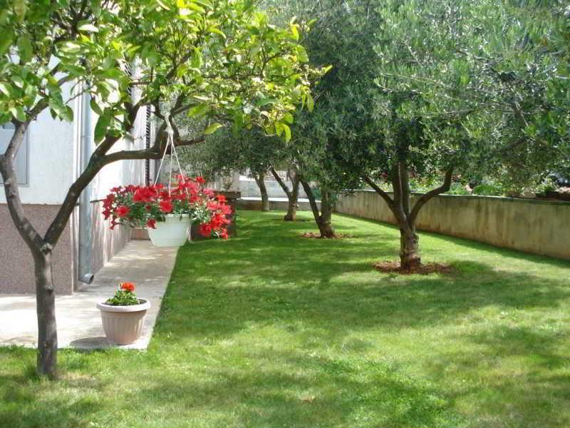 Apartments Burmeta Zadar Exterior photo